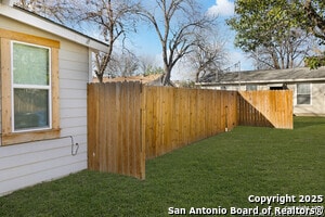 Building Photo - 131 Klein St