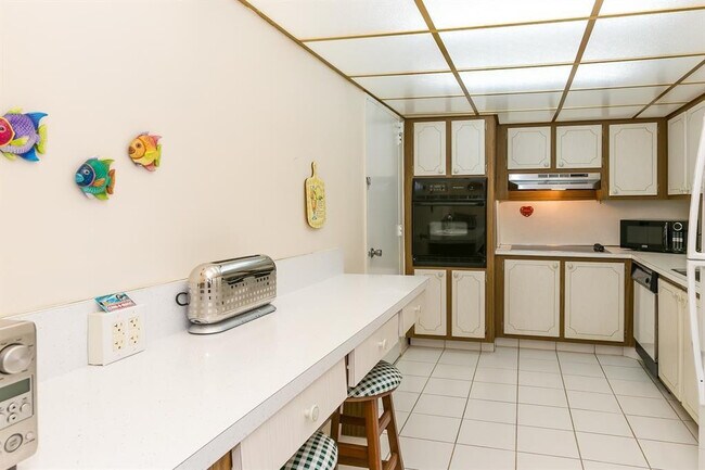 Building Photo - 4250 Galt Ocean Dr