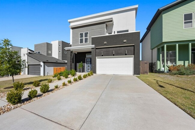 Building Photo - 7308 Cordoba Dr