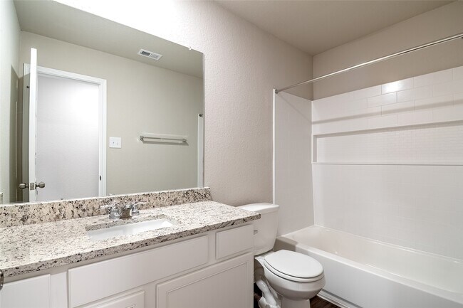 Building Photo - 2413 Tavo Trails Dr