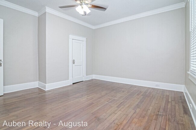 Building Photo - 3 br, 2 bath House - 1313 Merry Street