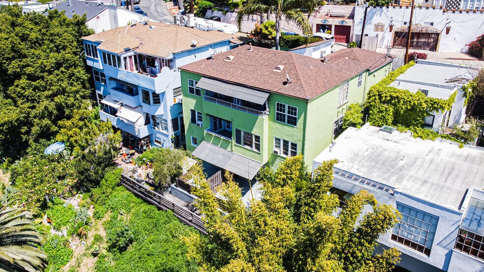 Building Photo - 2065 Ivar Ave