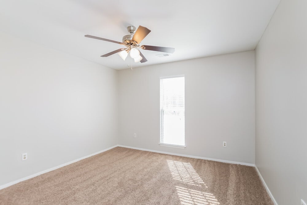 Building Photo - 7409 Dunbarton Dr
