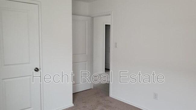 Building Photo - 5911 Coahulia Rdg