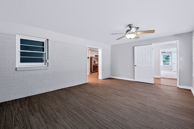 Building Photo - 1380 Ivywood Dr