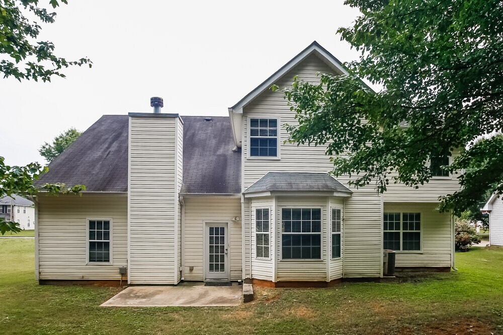 Building Photo - 5308 Rolling Meadow Dr SW