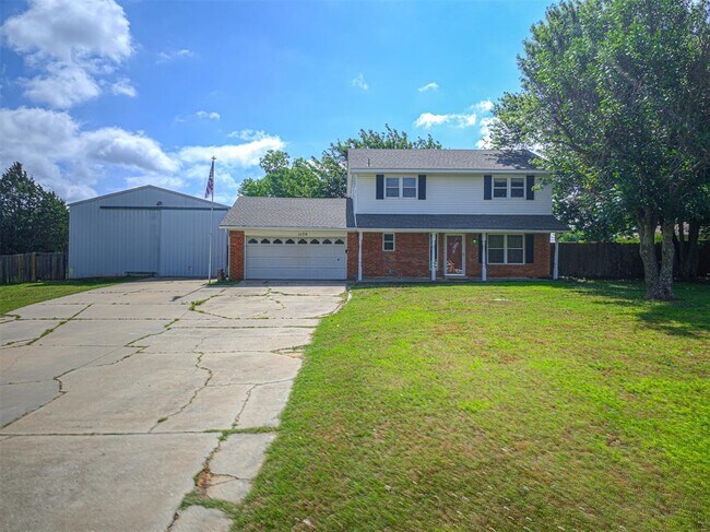 Building Photo - 1170 Mockingbird Cir