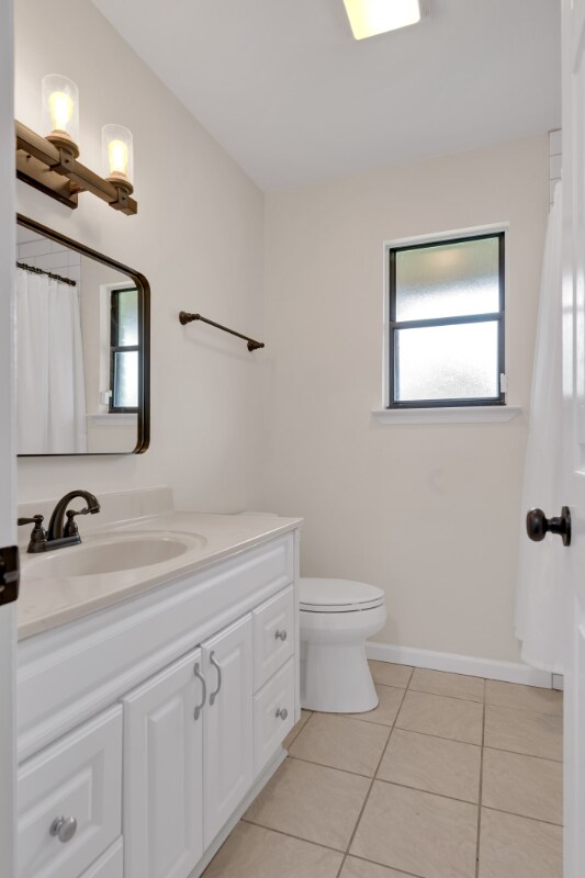 Building Photo - 967 Grand Canal St