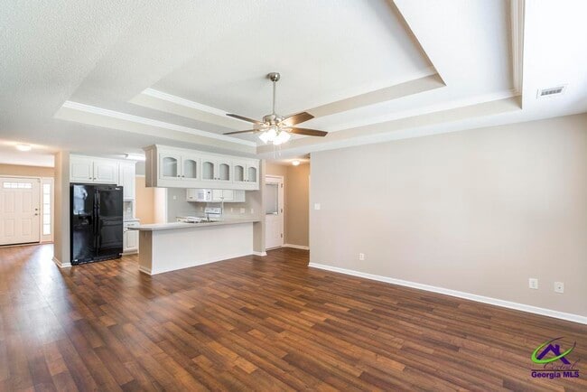 Building Photo - 462 Falkirk Dr