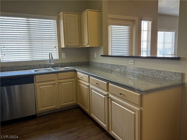 Building Photo - 5250 S Rainbow Blvd