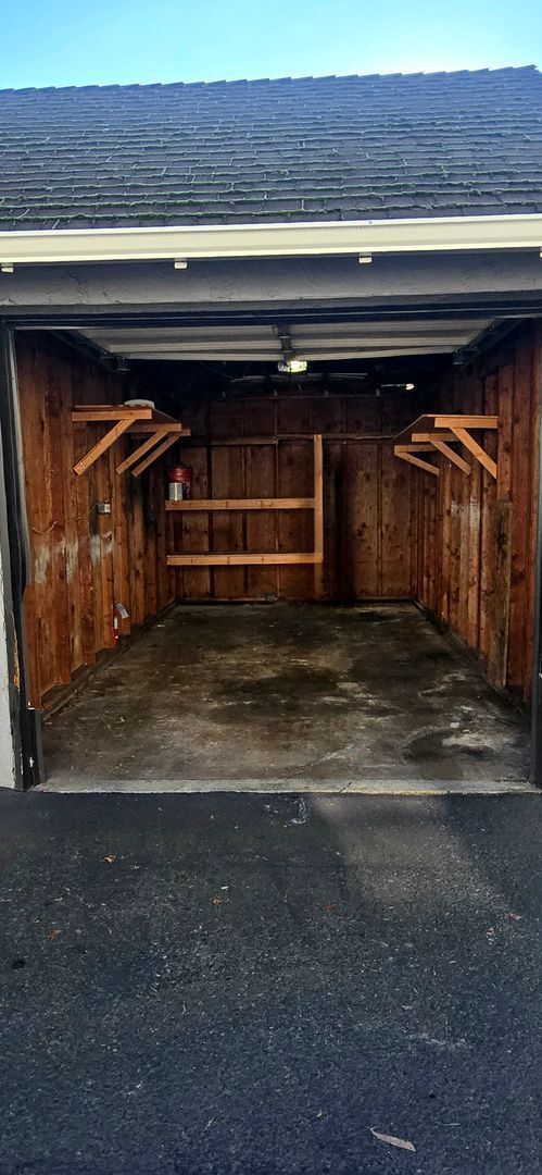 Building Photo - NOW $2,499 (Was $2,599) + $500 OFF First Month if You Move in by April 1!