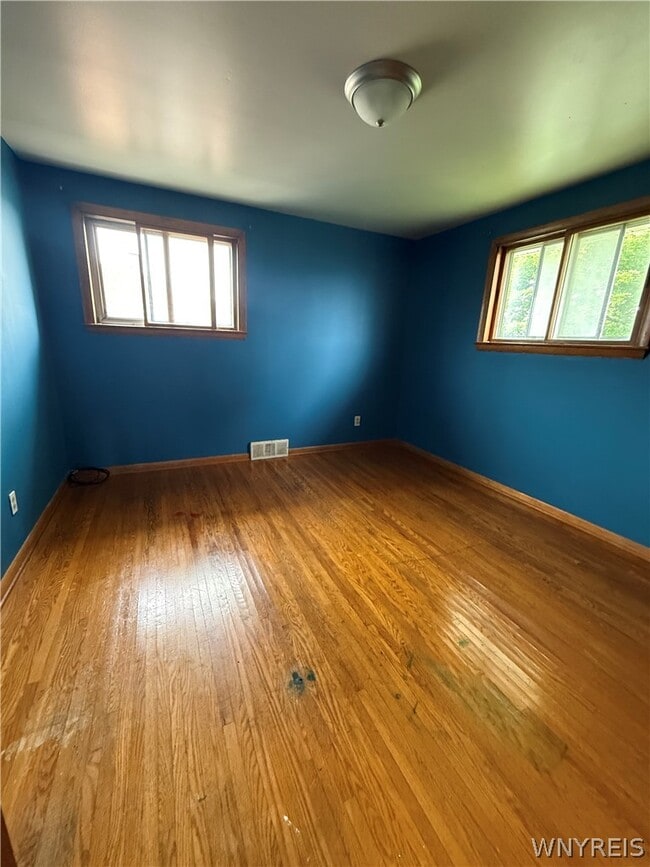 Building Photo - 175 Vern Ln