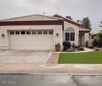 Building Photo - 2059 E Huron Ct