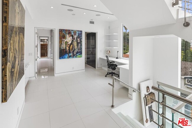 Building Photo - 1377 Miller Pl