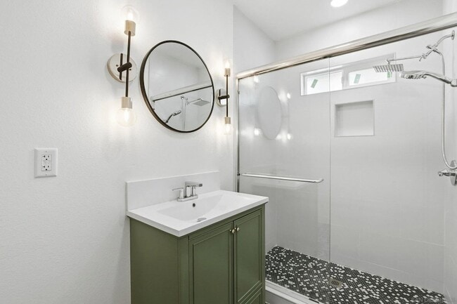 Building Photo - 312 Brookes Ave