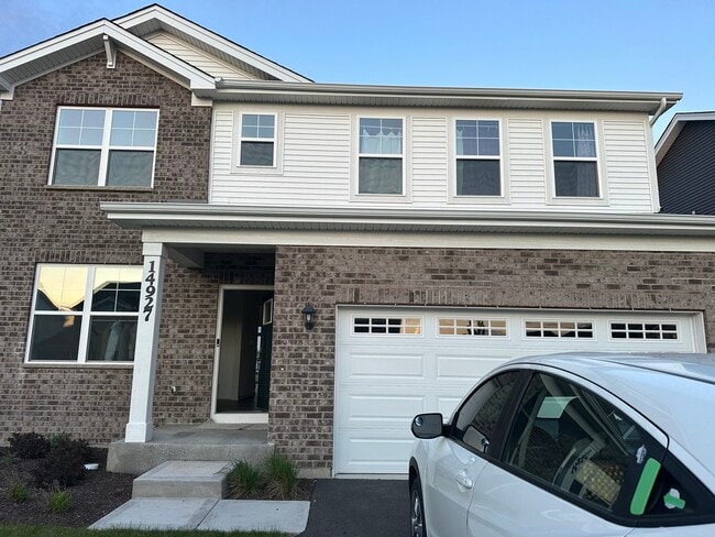 Primary Photo - 14927 S Greenbriar Dr