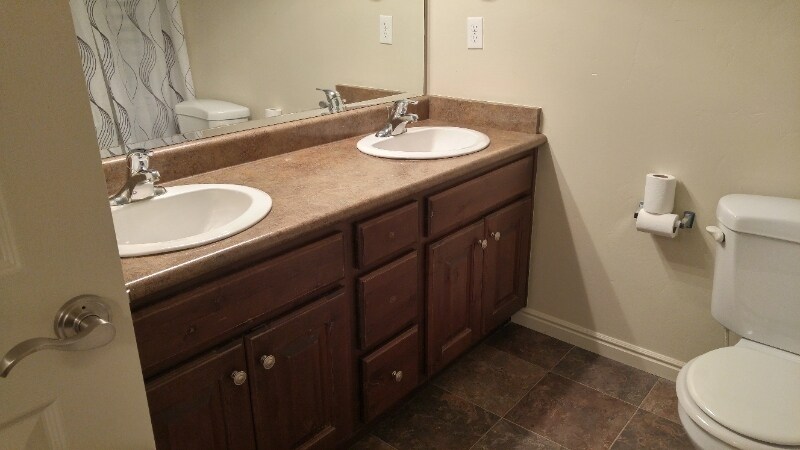 Building Photo - 1672 E 450 N