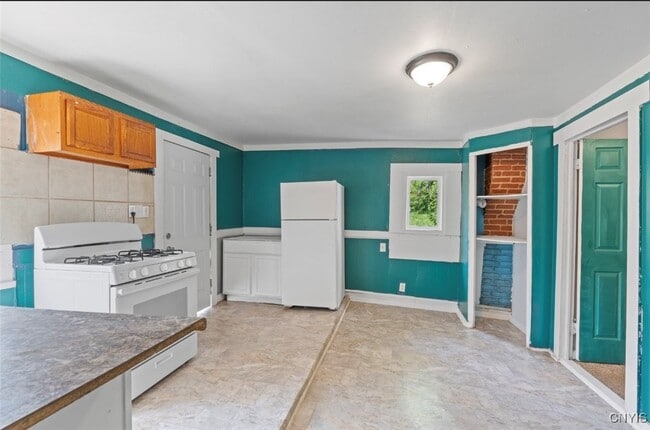 Building Photo - 505 Carbon St