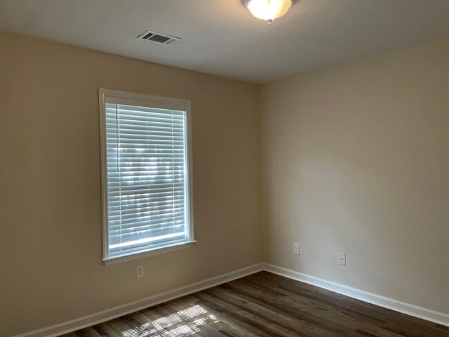 Building Photo - 1310 Triple Tree Ln SW