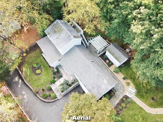 Building Photo - 239 Westside Ave