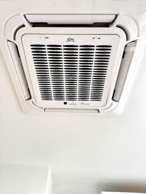 Building Photo - 71 E George St