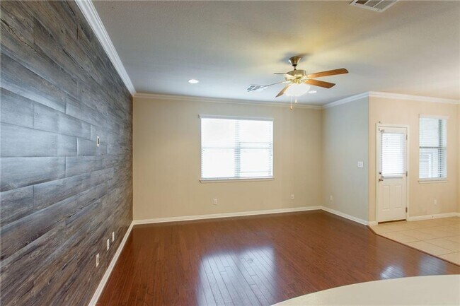 Building Photo - 1334 Grande Mesa Dr