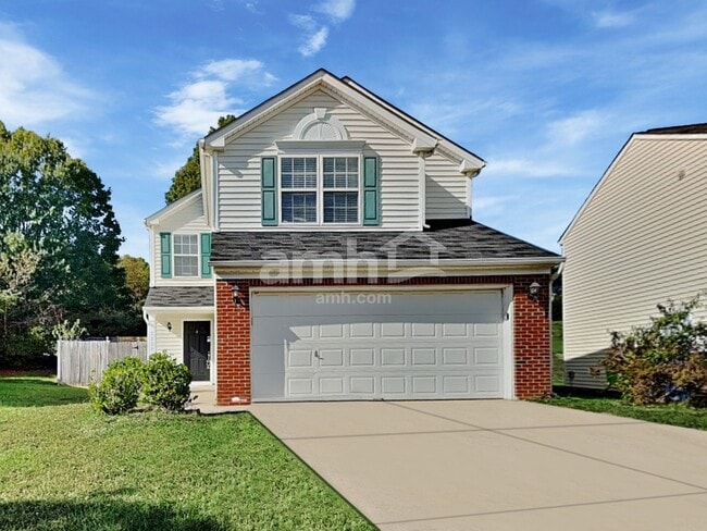 Building Photo - 2208 Tucca Way