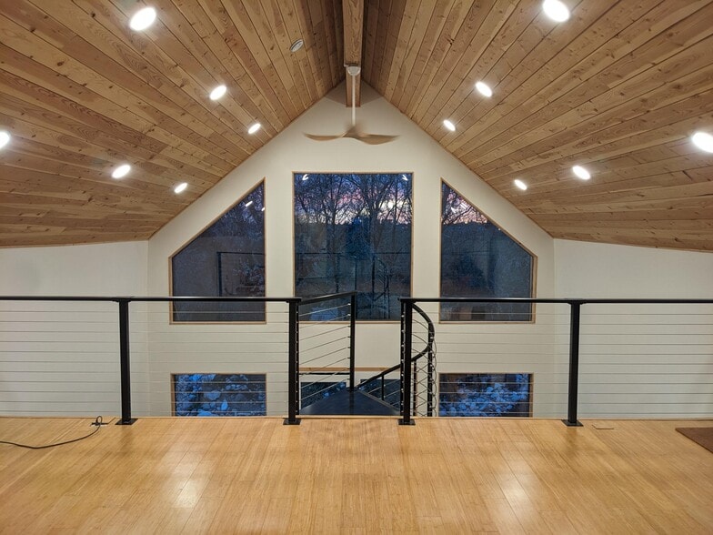 Building Photo - 7895 S 400 W
