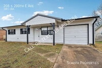 Building Photo - 208 S 200th E Ave