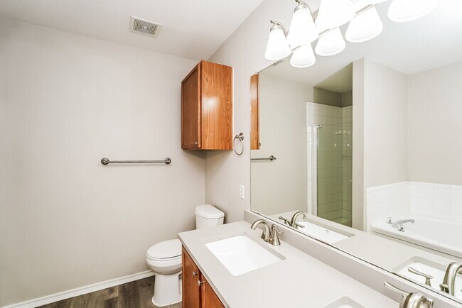 Building Photo - 2232 Southway