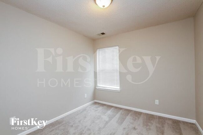 Building Photo - 7612 Summerchase Trail