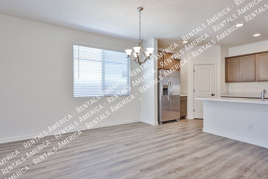 Building Photo - 24144 W Gibson Ln