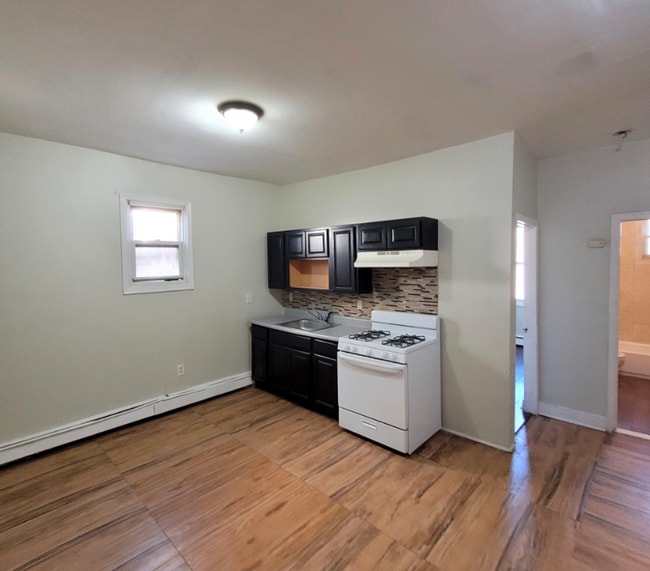 951 Clinton Ave 951 Clinton Ave Irvington NJ 07111 Apartment Finder