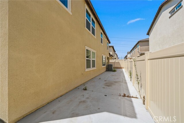 Building Photo - 16033 Cochise Ct