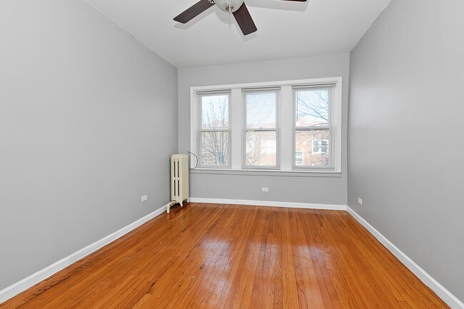 Interior Photo - 6200 S Albany Ave. Chicago IL