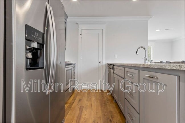 Building Photo - 3185 US-421