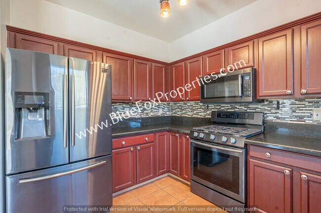 Building Photo - 39347 S Old Arena Dr