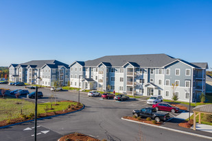 Building Photo - Residences at MacGregor Cut