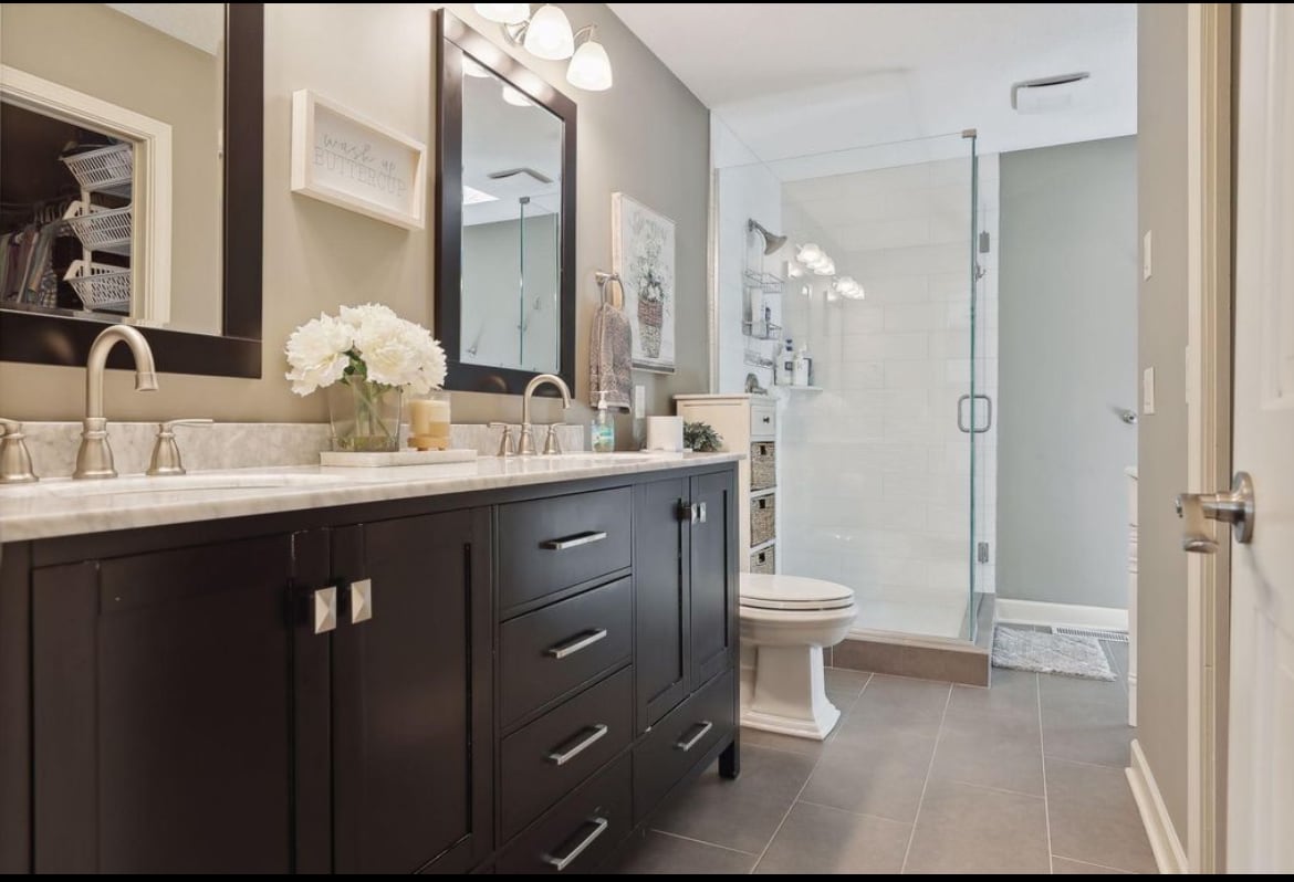 Building Photo - 6561 Promontory Dr