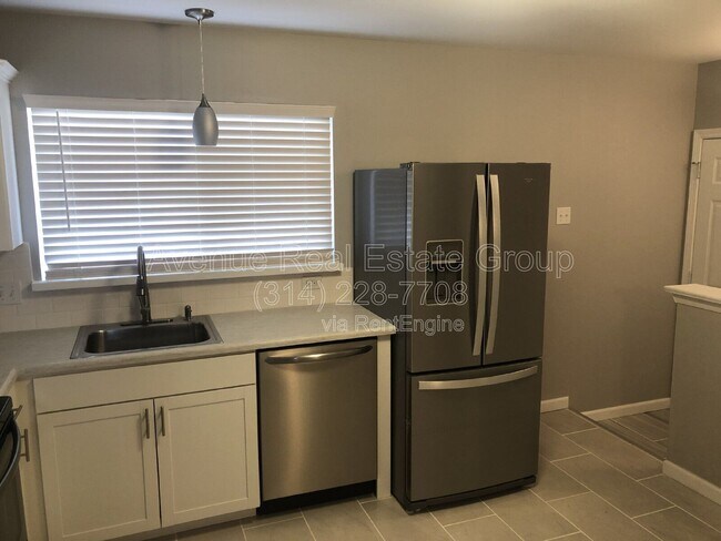 Building Photo - 45 Radford Dr