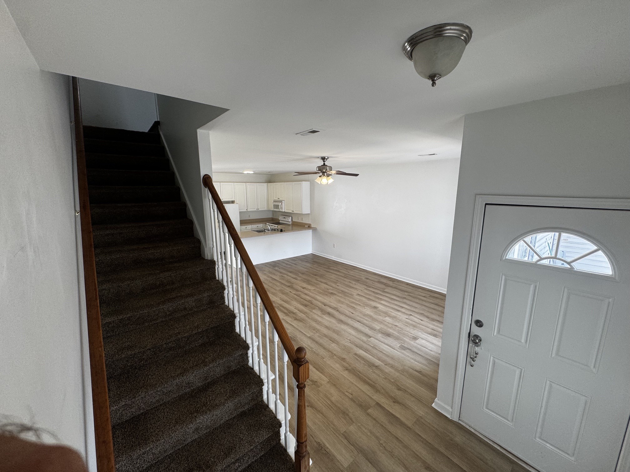 Building Photo - 14 Ridgestone Cir