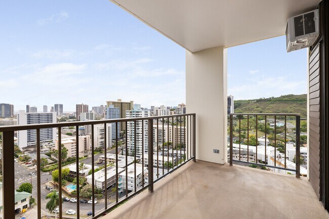 Building Photo - 1 Bed 1 Bath 1 Parking Condo in Makiki