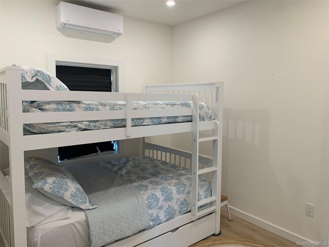 Building Photo - 7 Atlantic Ave