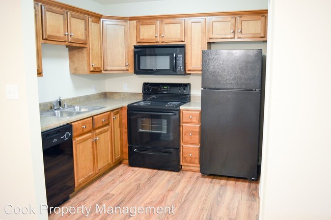 Building Photo - 314 Audley Ave