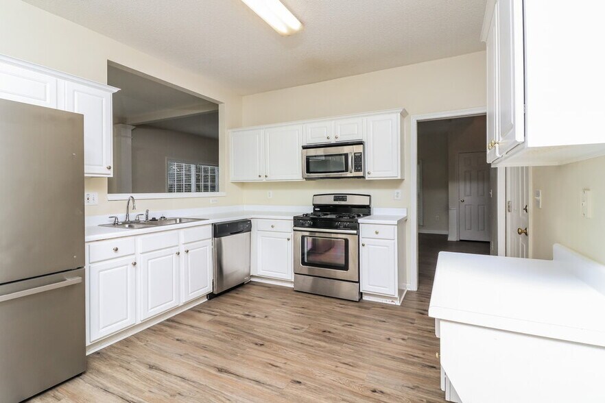 Building Photo - 410 Citronelle Dr