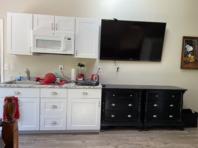 Building Photo - 1428 Springdell Cir
