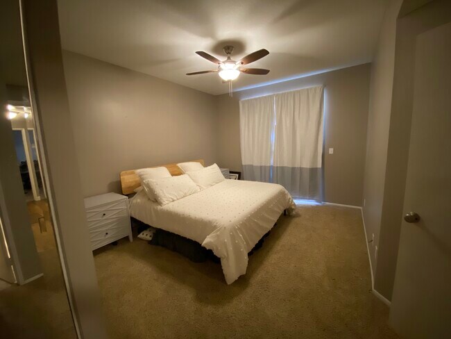 Building Photo - 2384 Pleasant Way