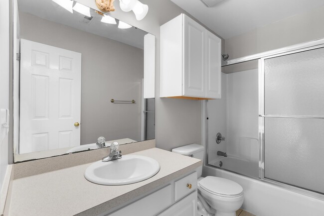Building Photo - 5419 Magnolia Park Cir