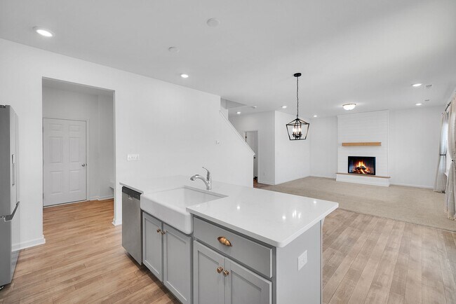 Building Photo - 1224 Maxwell Ct