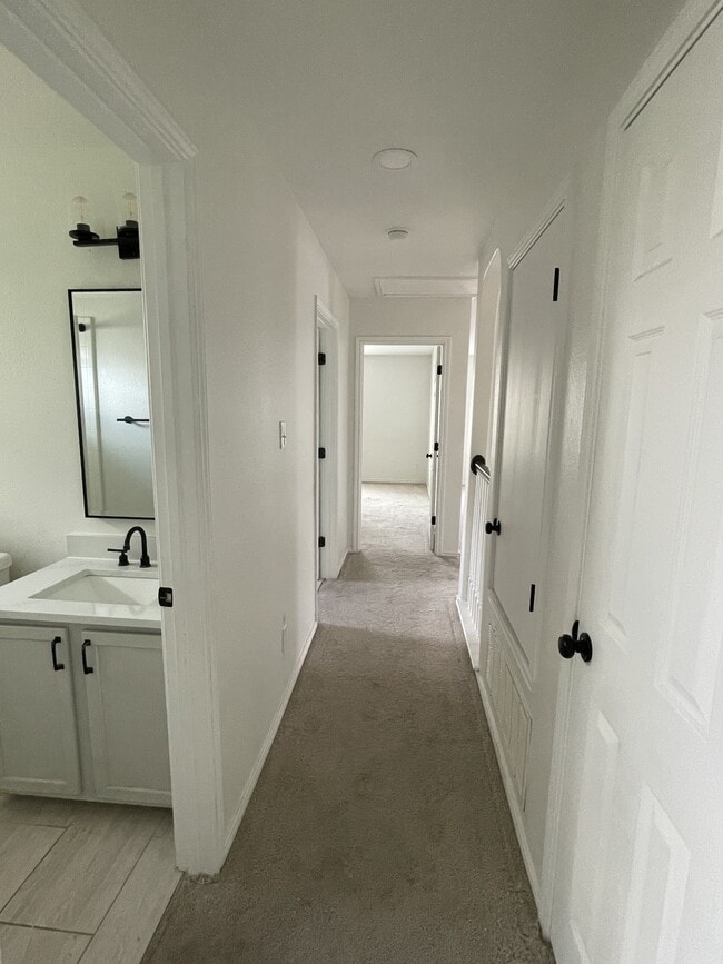 Building Photo - 6715 Gunlock Creek